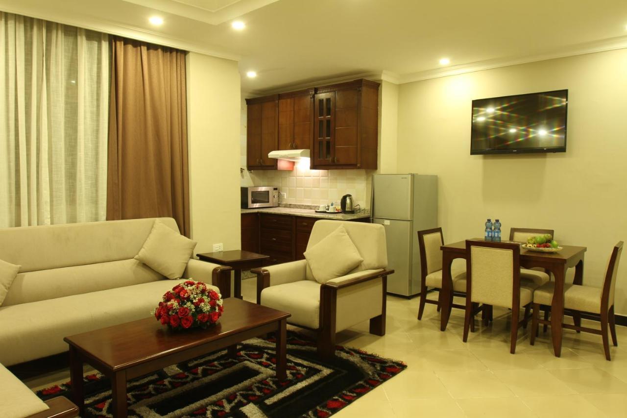 Geza Apartment Hotel แอดดิสอาบาบา ภายนอก รูปภาพ